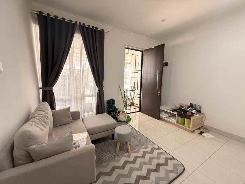 dijual rumah grand batavia pasar kemis