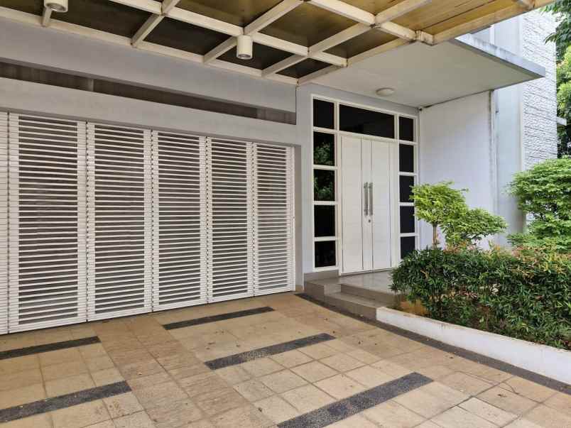 dijual rumah grand orchard ebony