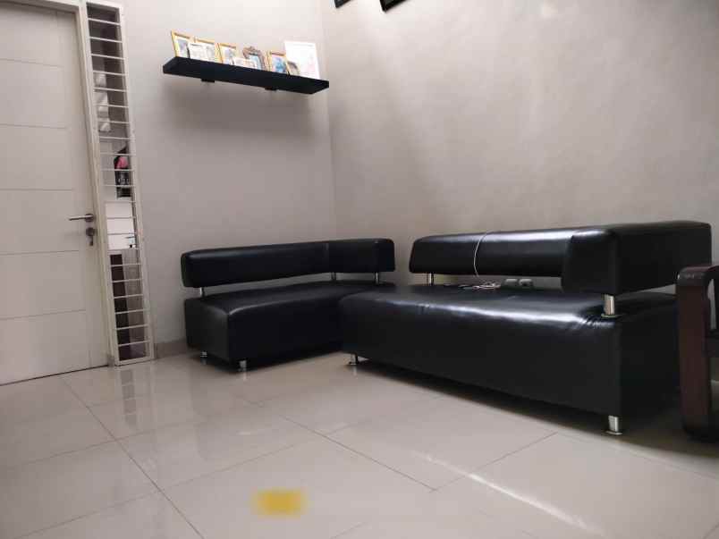 dijual rumah green serpong bintaro