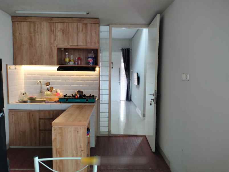 dijual rumah green serpong bintaro