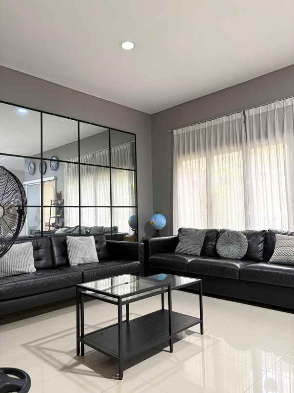 dijual rumah griya bintara indah