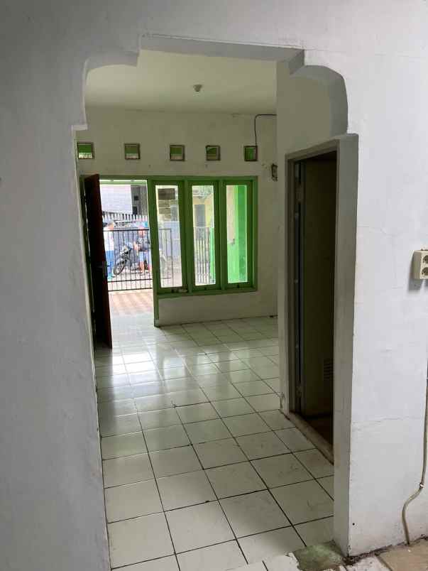 dijual rumah griya serpong asri