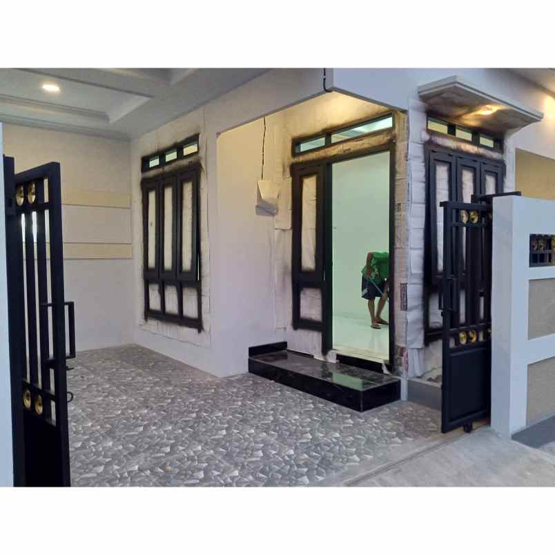 dijual rumah grogol pancoran mas depok