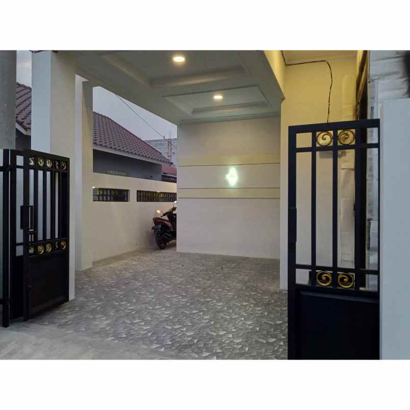 dijual rumah grogol pancoran mas depok