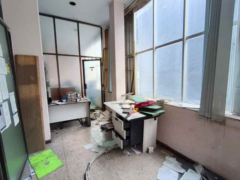 dijual rumah gunung sahari raya