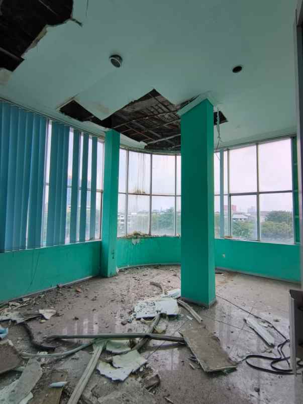 dijual rumah gunung sahari raya