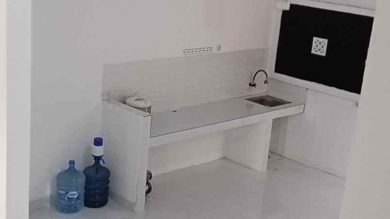 dijual rumah harapan indah cluster