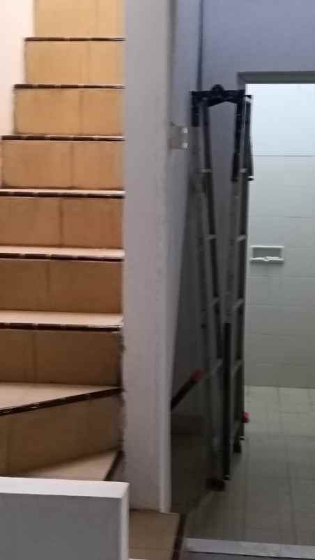 dijual rumah harapan indah cluster