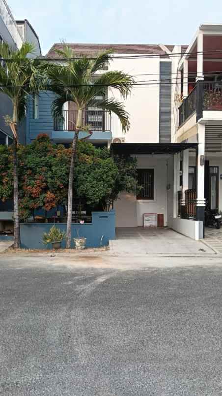 dijual rumah harapan indah cluster