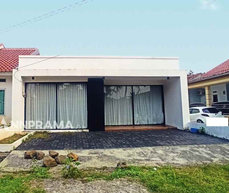 dijual rumah hook di perumahan di tanah sereal bogor