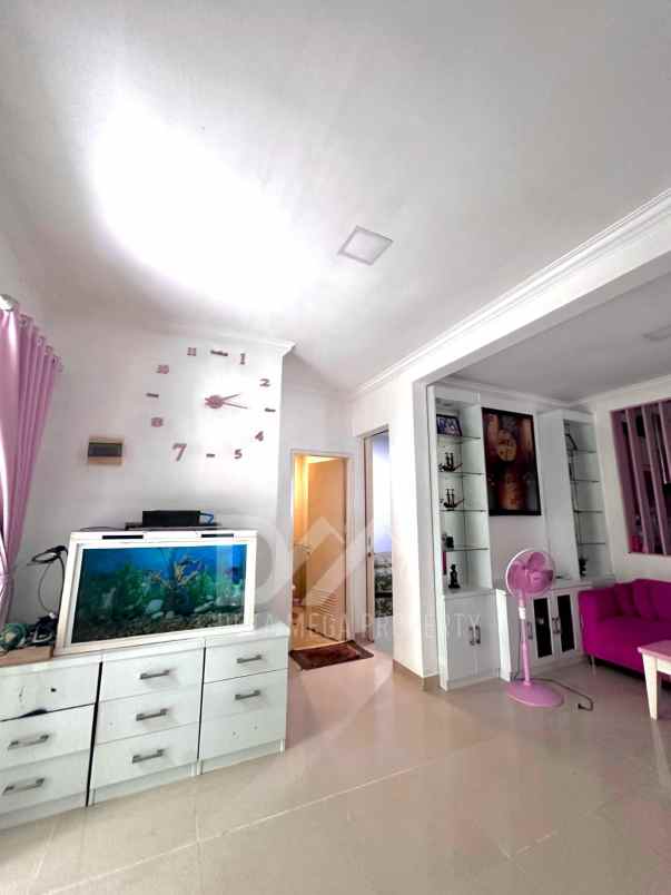 dijual rumah hook full furnished di bsd city