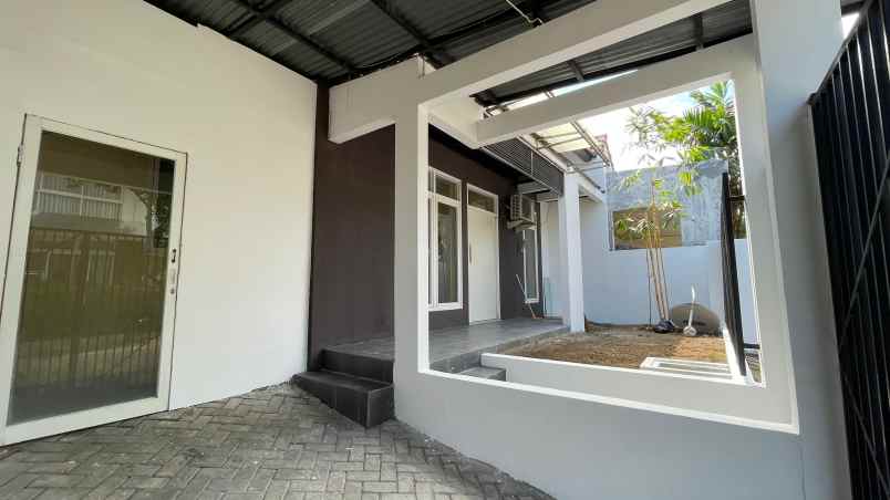 dijual rumah international village