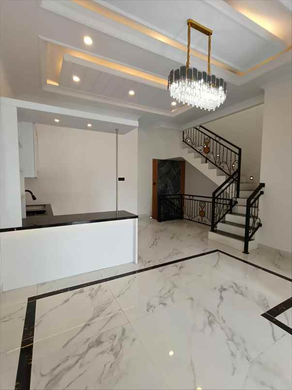 dijual rumah jagakarsa jaksel