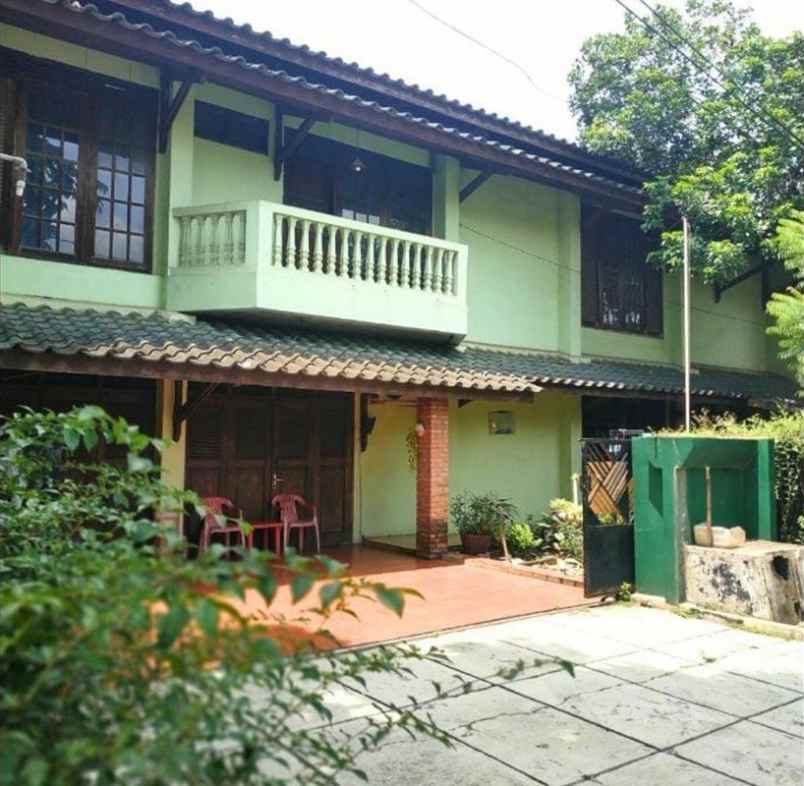 dijual rumah jakasampurna kec bekasi