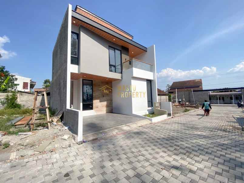 dijual rumah jalan besi jangkang