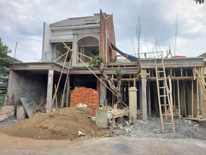 dijual rumah jalan borobudur