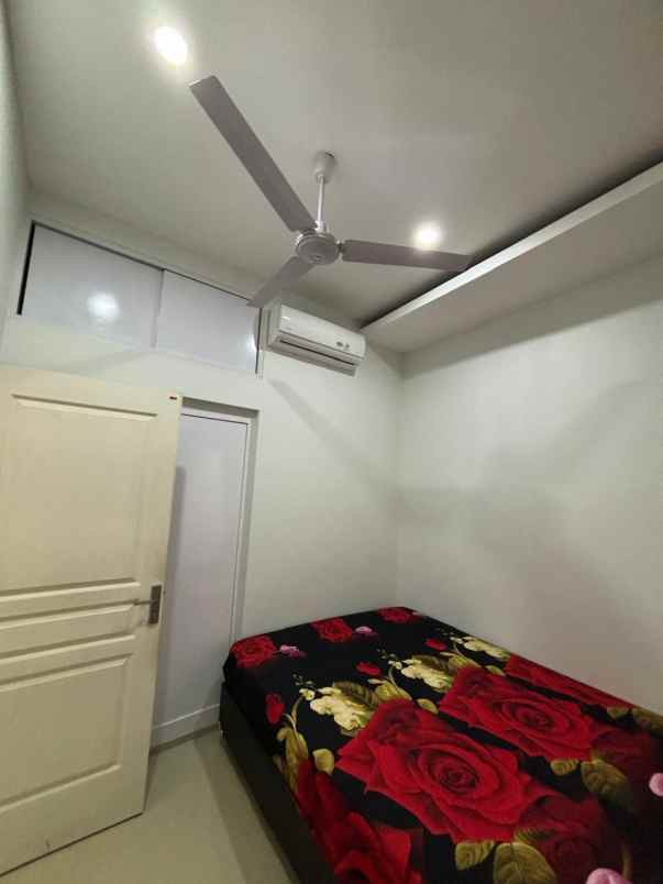 dijual rumah jalan elang raya