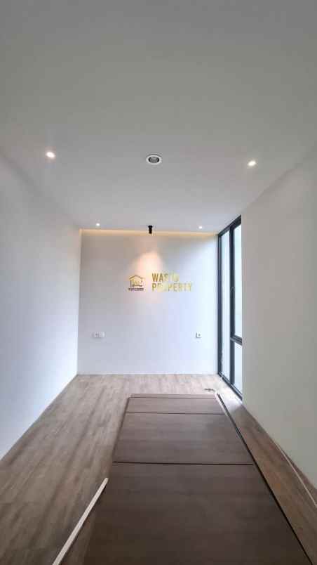 dijual rumah jalan kaliurang km 10