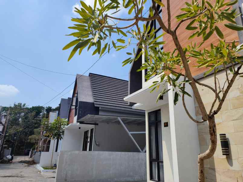 dijual rumah jalan karangjati