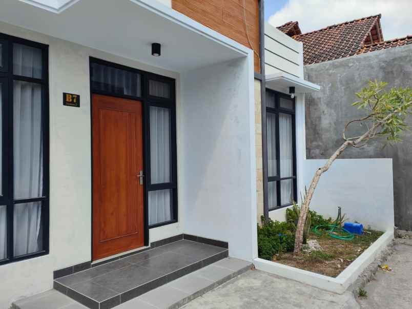 dijual rumah jalan karangjati