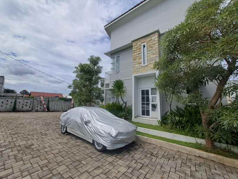 dijual rumah jalan kramat asem no 36b