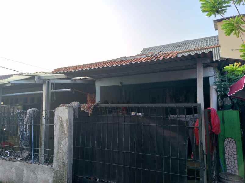 dijual rumah jalan masjid alfalah rt 3