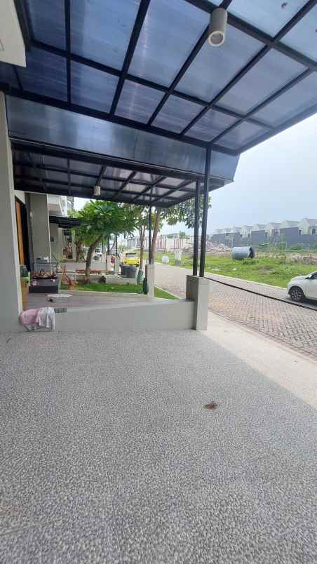 dijual rumah jalan north west hill