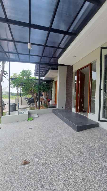 dijual rumah jalan north west hill