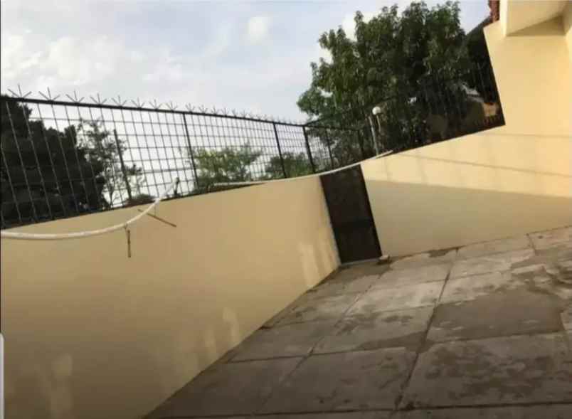 dijual rumah jalan permata sakti 6 blok