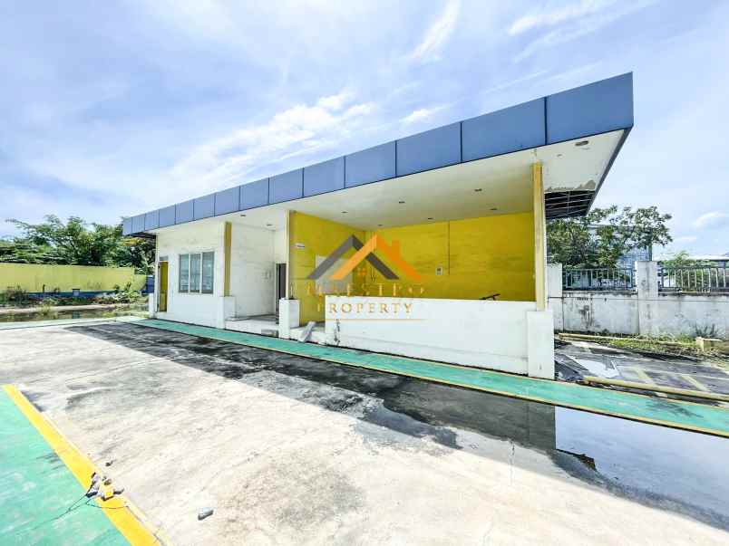 dijual rumah jalan pulau saparua ii medan