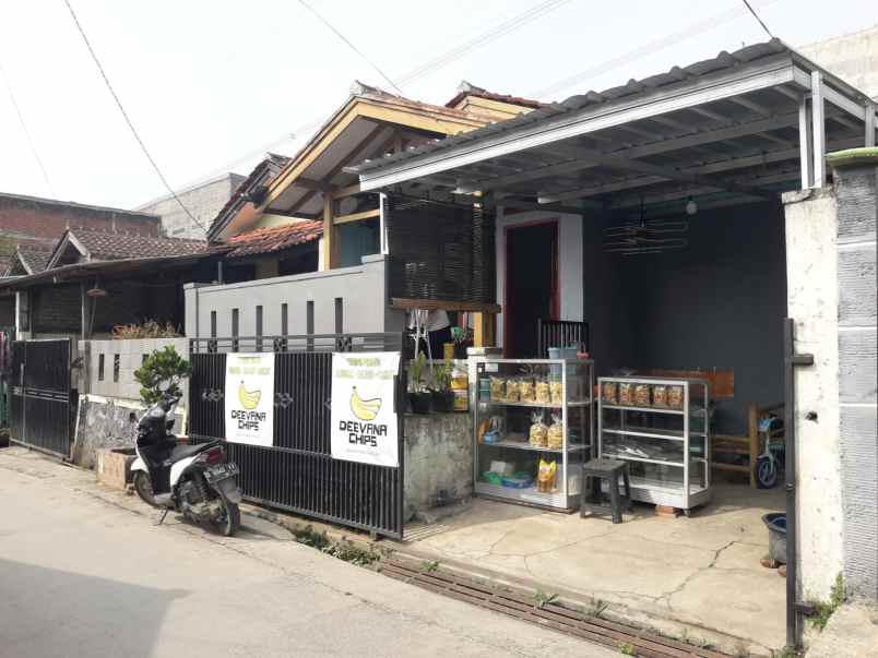 dijual rumah jalan raya banjaran