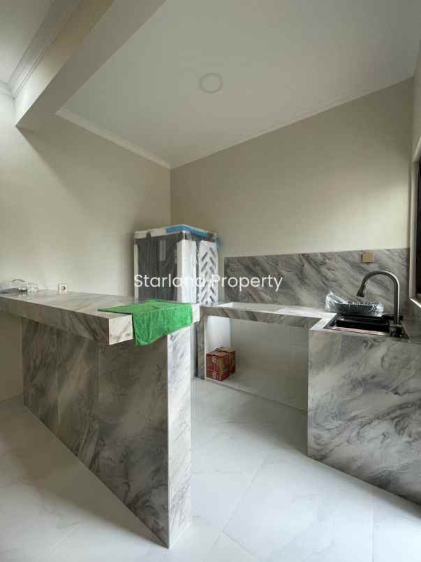 dijual rumah jalan raya ceger pondok aren