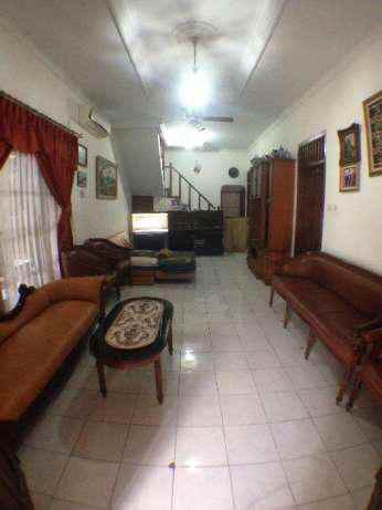 dijual rumah jalan raya pondok kelapa