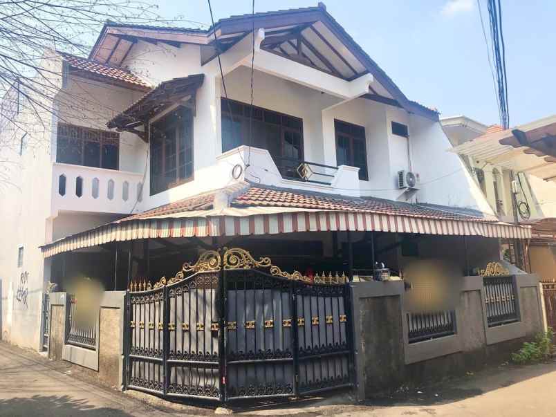 dijual rumah jalan raya pondok kelapa