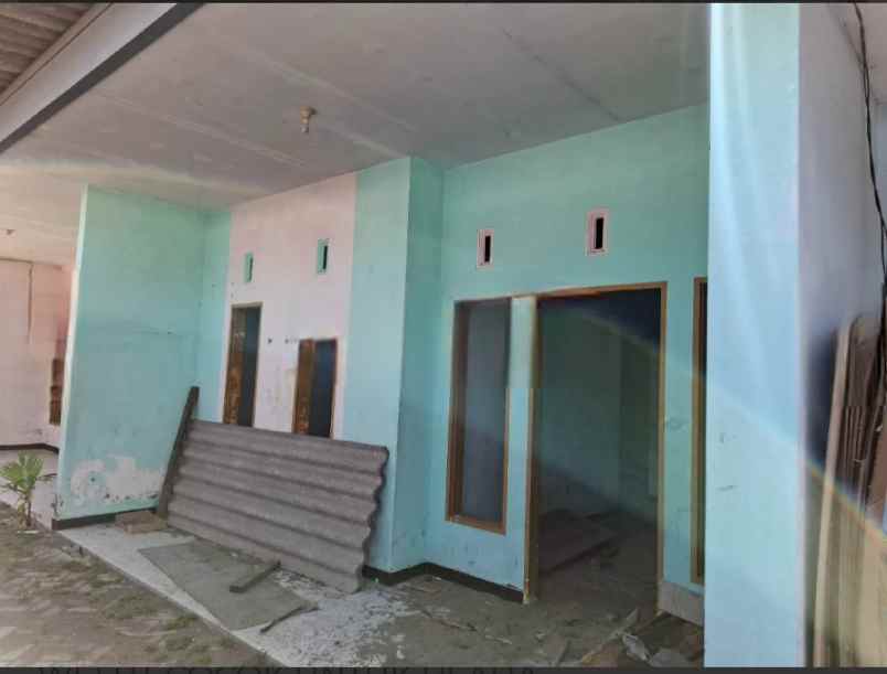 dijual rumah jalan sumur welut