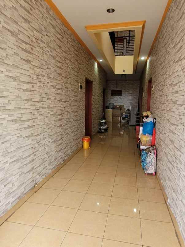 dijual rumah jalan tebet barat jakarta