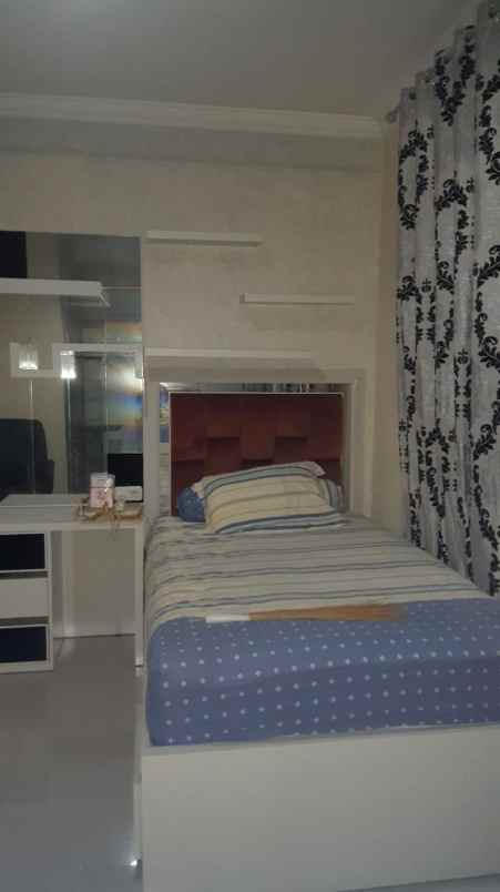 dijual rumah janur elok kelapa gading