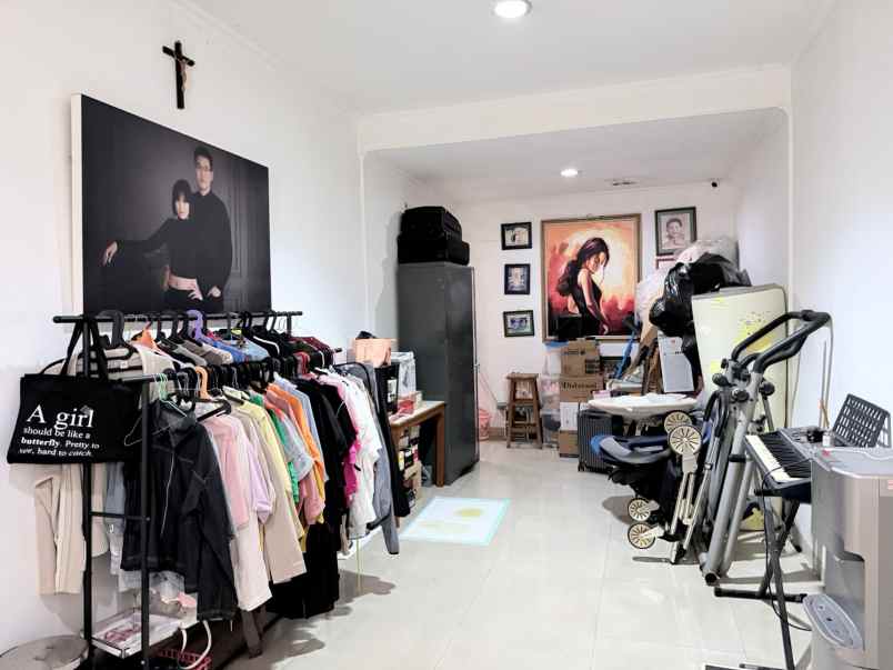 dijual rumah janur elok kelapa gading