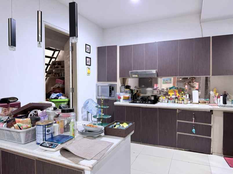 dijual rumah janur elok kelapa gading