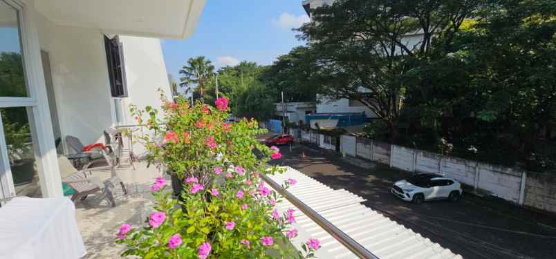 dijual rumah janur hijau kelapa gading