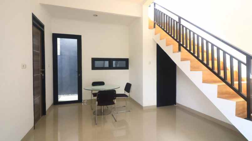 dijual rumah jatiasih