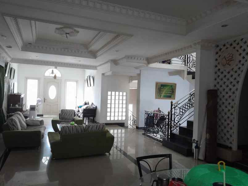 dijual rumah jatinegara jakarta timur