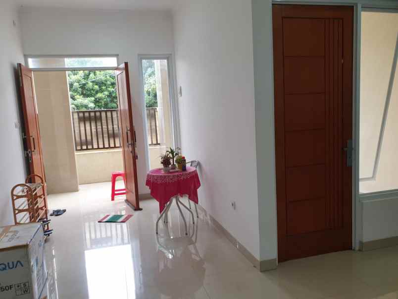 dijual rumah jatisari