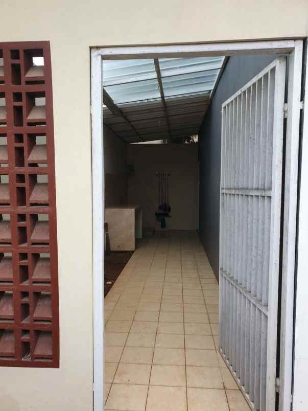 dijual rumah jatisari