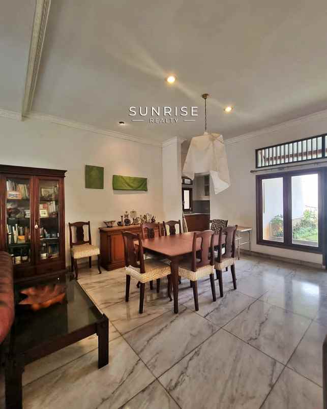 dijual rumah jl anggur cipete jakarta