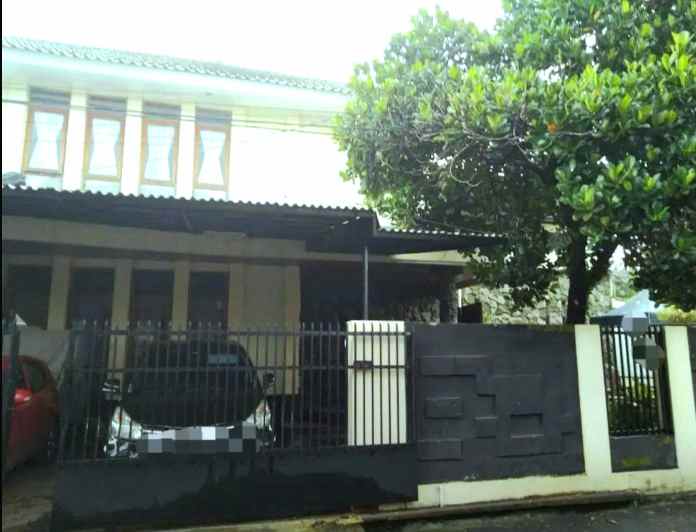 dijual rumah jl arcamanik