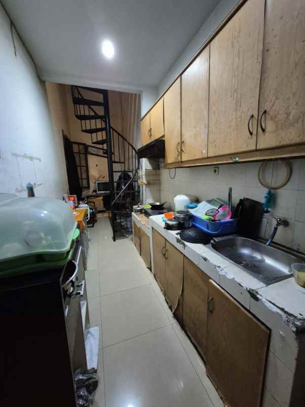 dijual rumah jl arteri kelapa gading