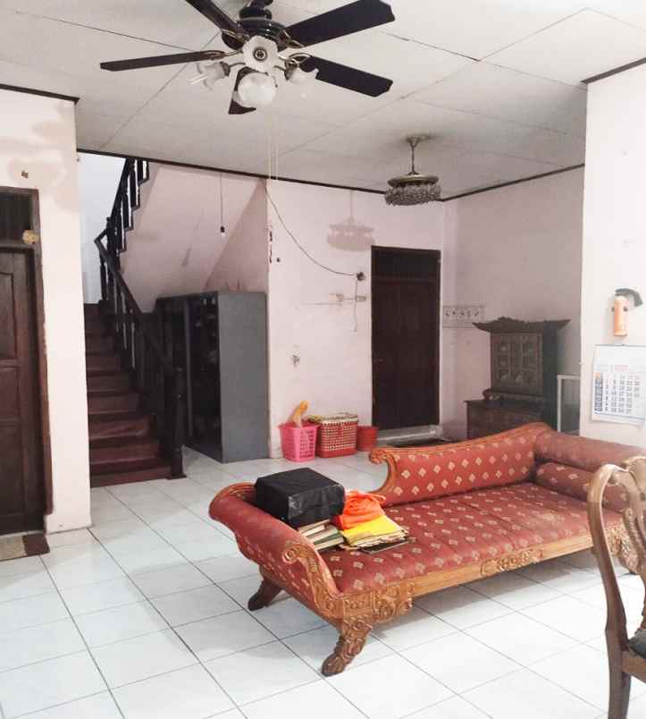 dijual rumah jl batu sulaiman no 4