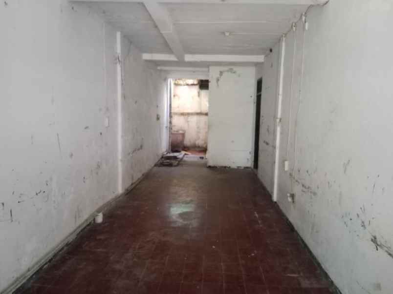 dijual rumah jl ganesha muja muju