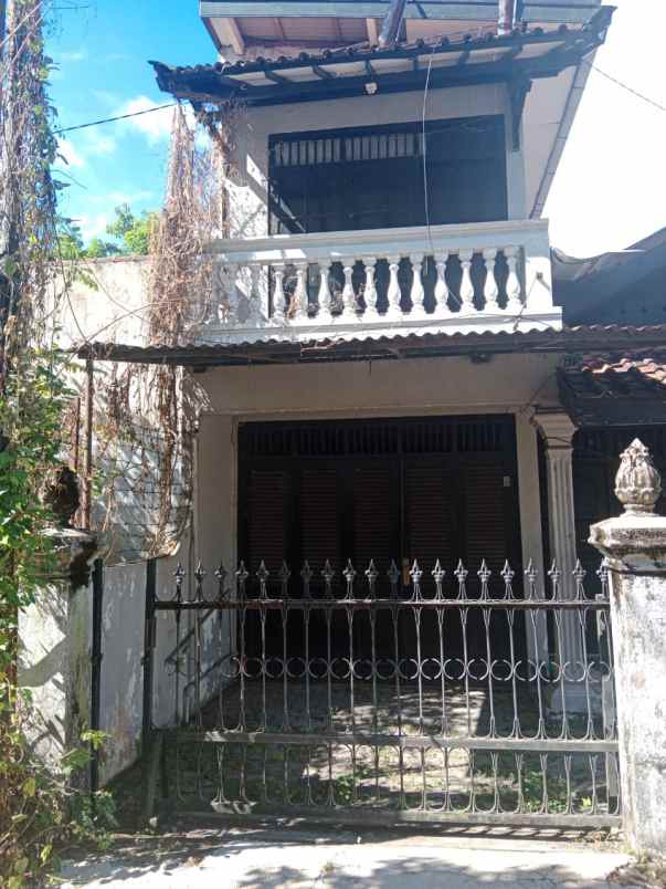 dijual rumah jl ganesha muja muju